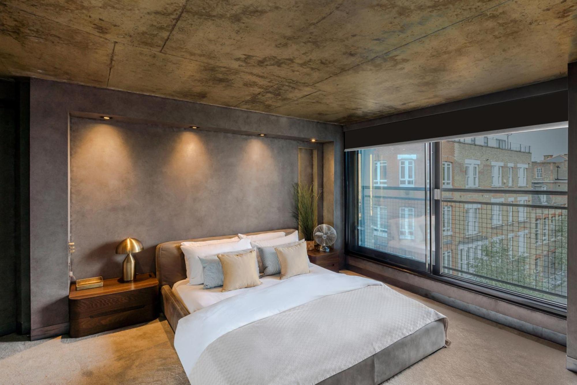 Shoreditch Penthouse Apartment *