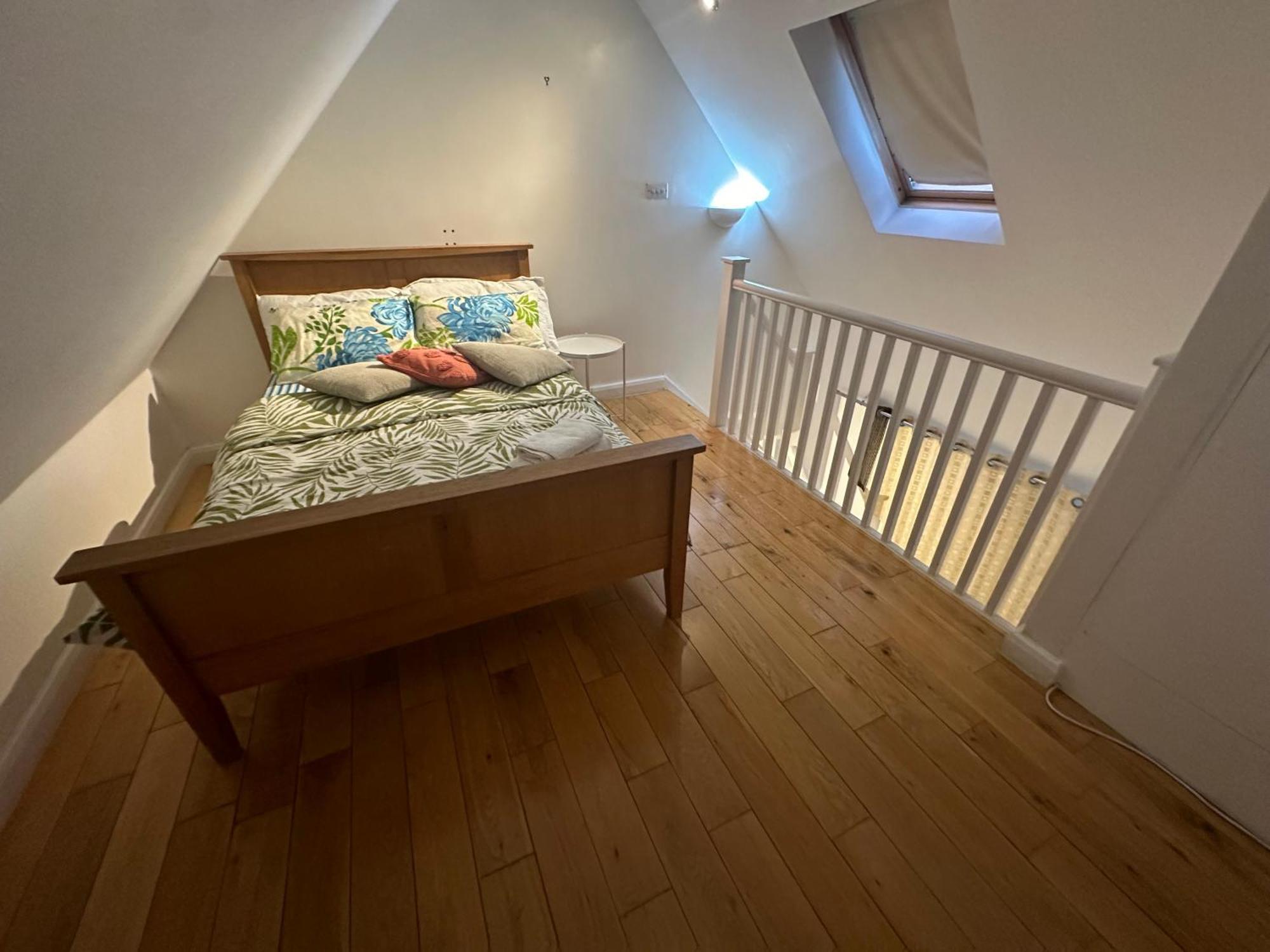 Cozy Rooms Near Central London