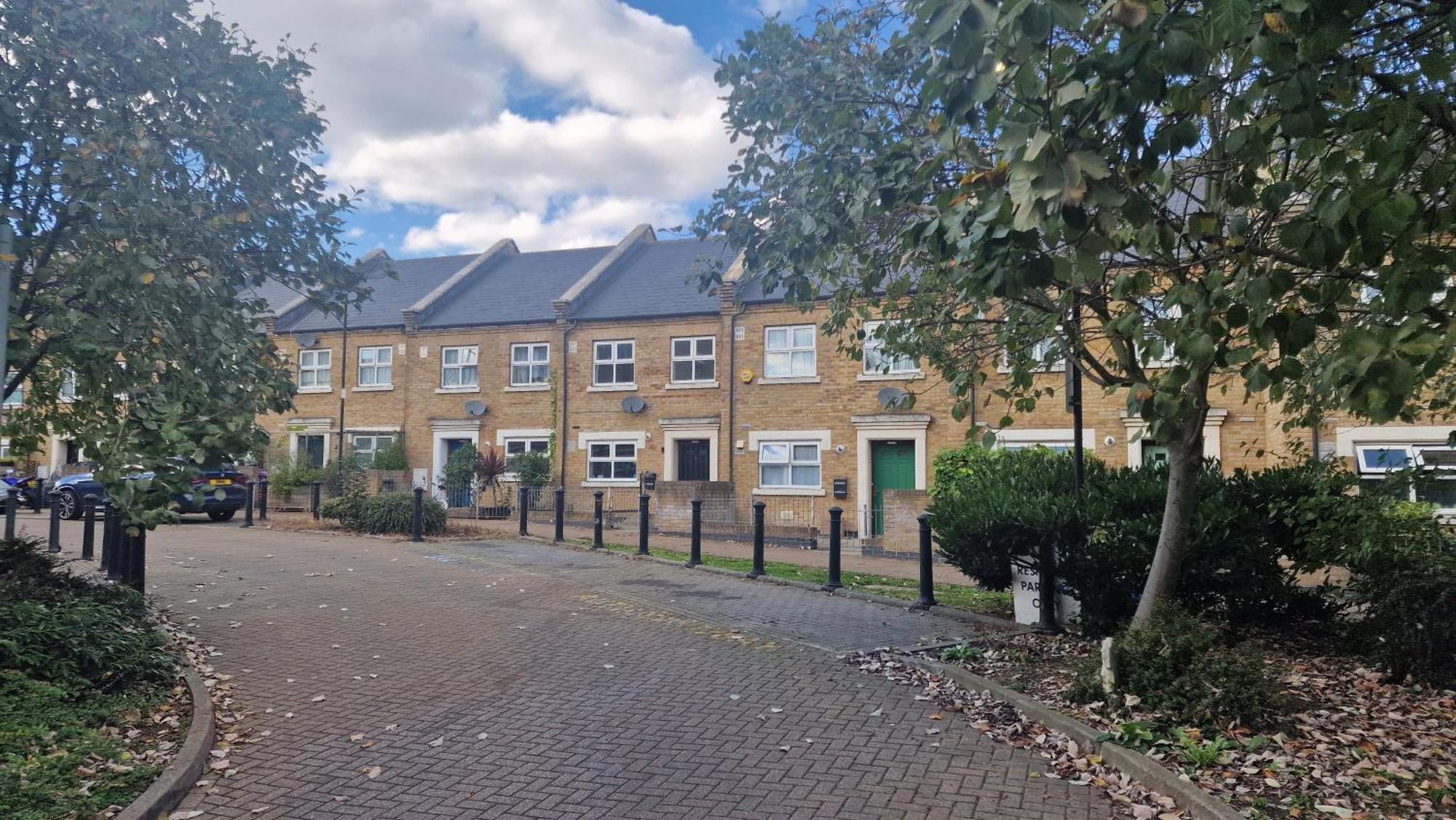 Cozylease 3br In Canary Wharf,garden,gym,workspace Holiday home London