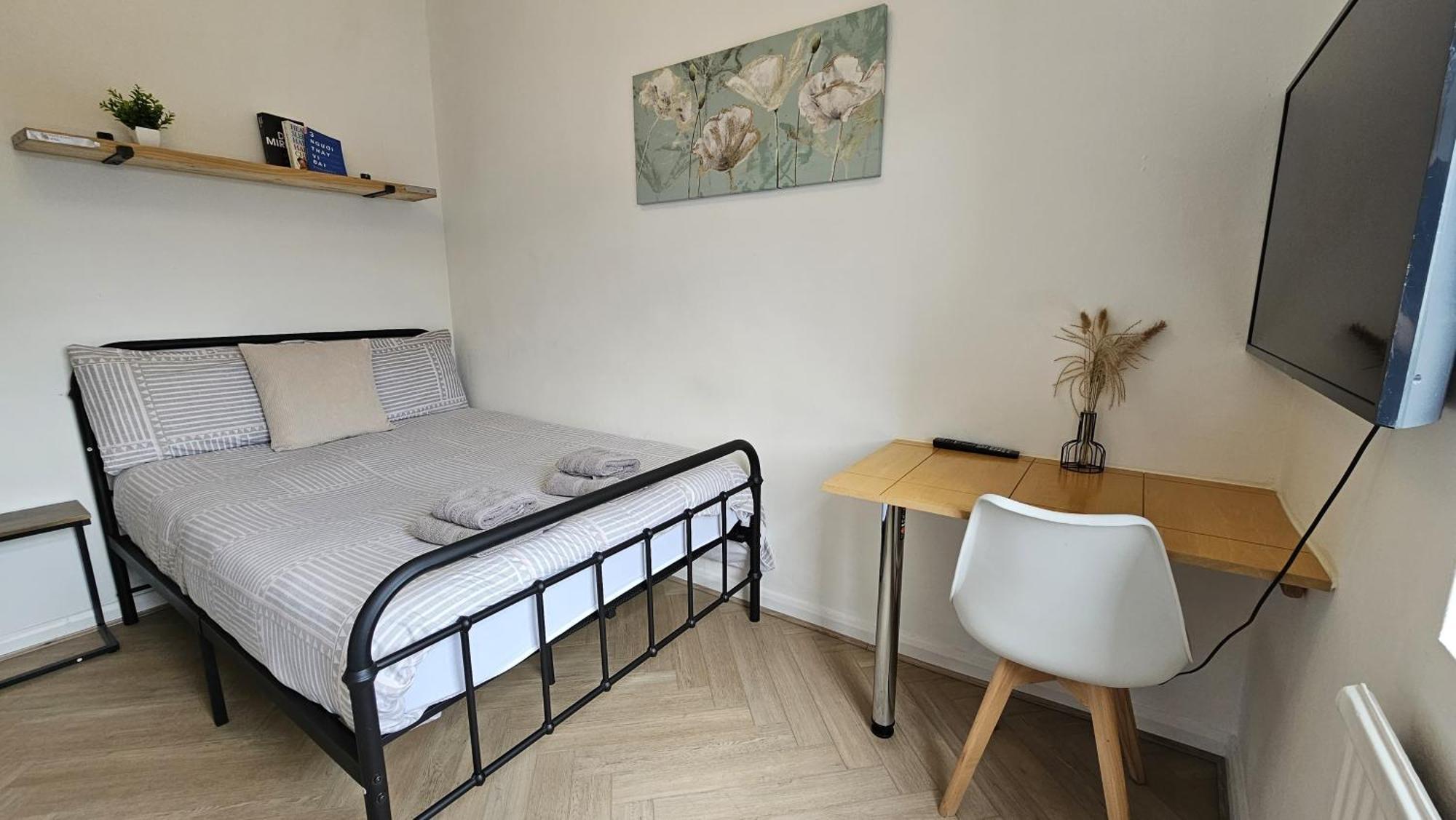 Apartment Newly Renovated & Ensuite Rooms! - Camberwell