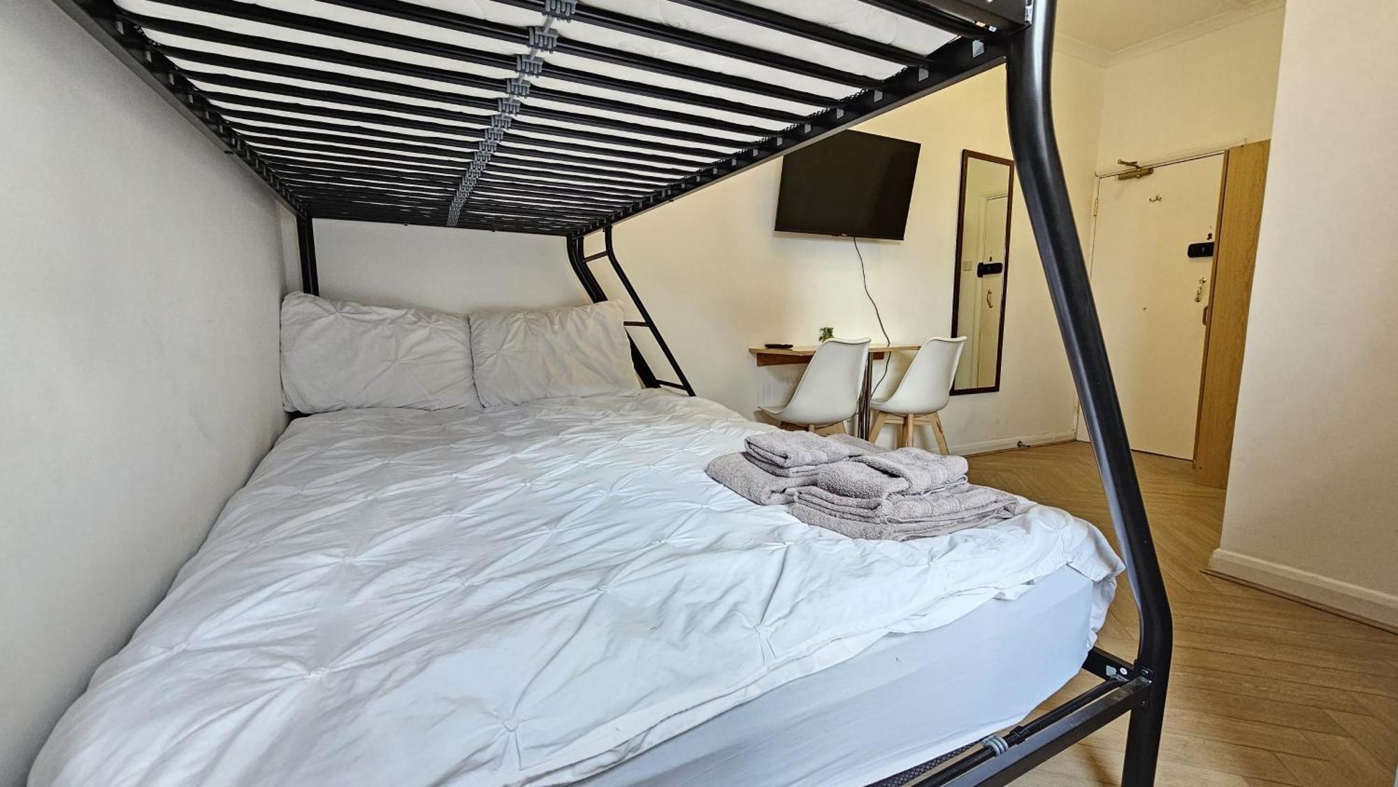 Newly Renovated & Ensuite Rooms! - Camberwell London