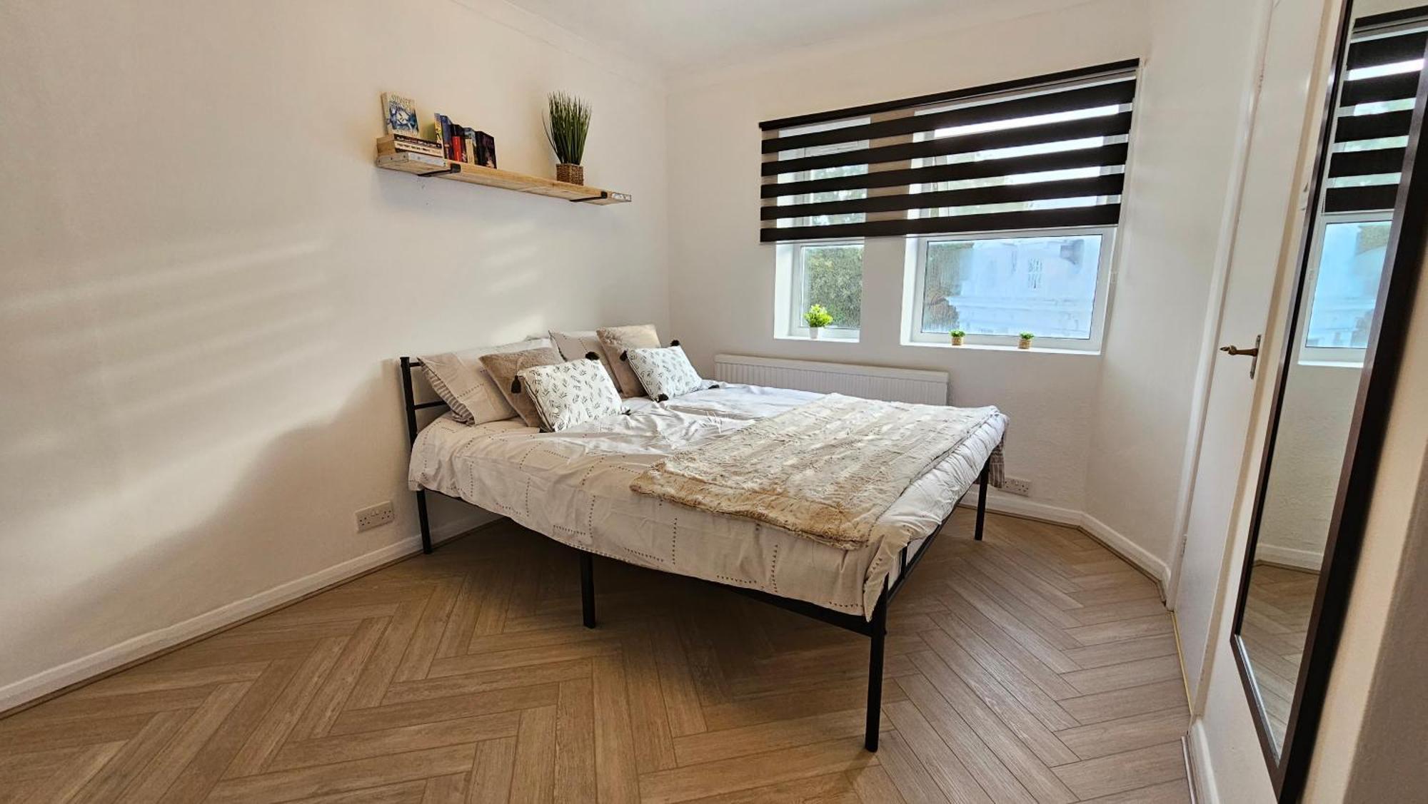 Apartment Newly Renovated & Ensuite Rooms! - Camberwell