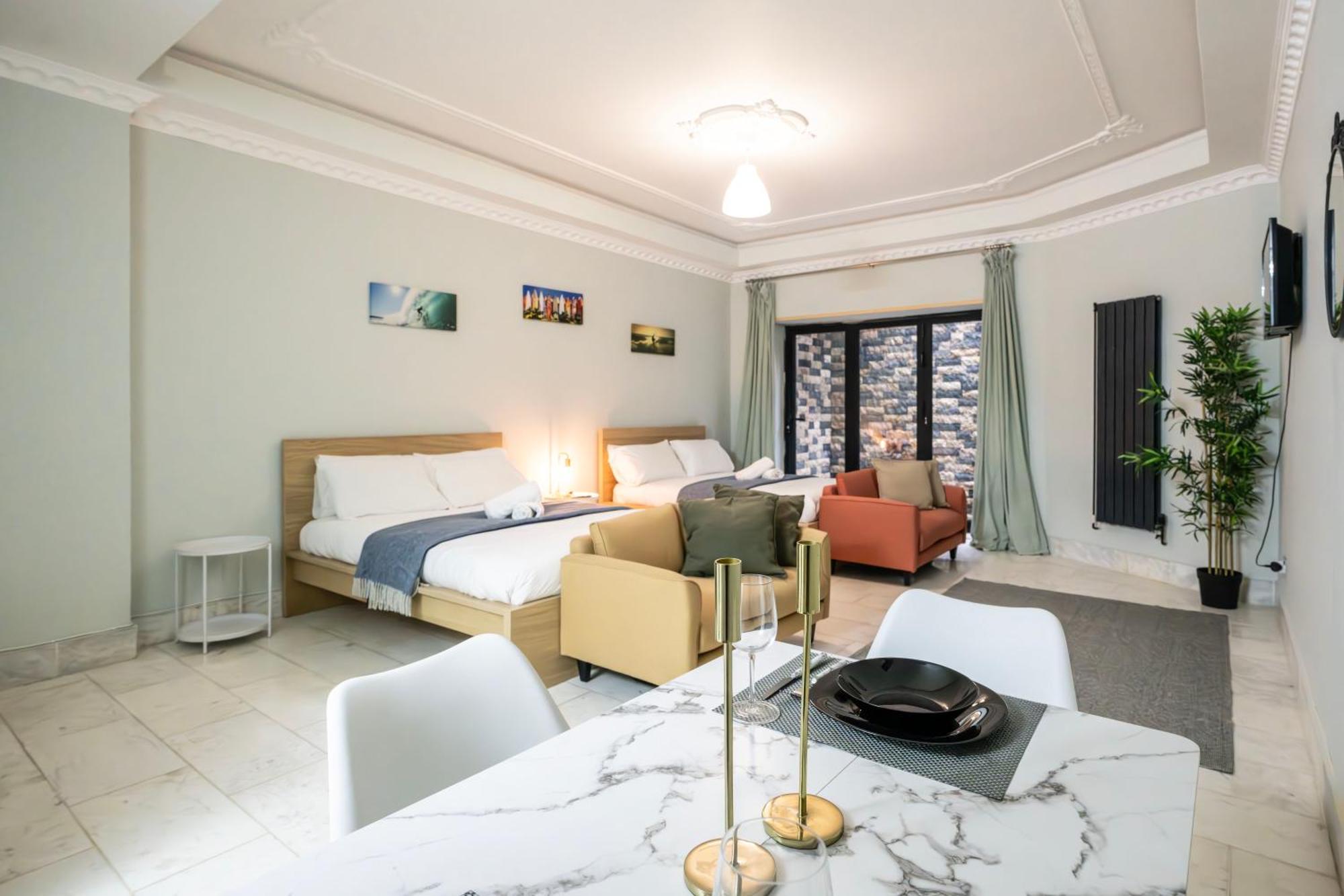 Finchley Road & By Dc Apartment London