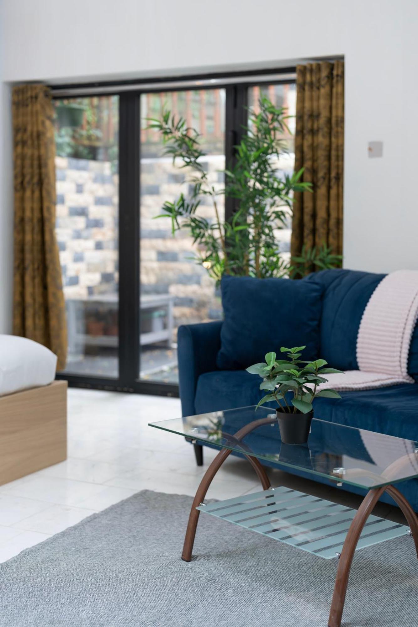 Apartment Finchley Road & By Dc *