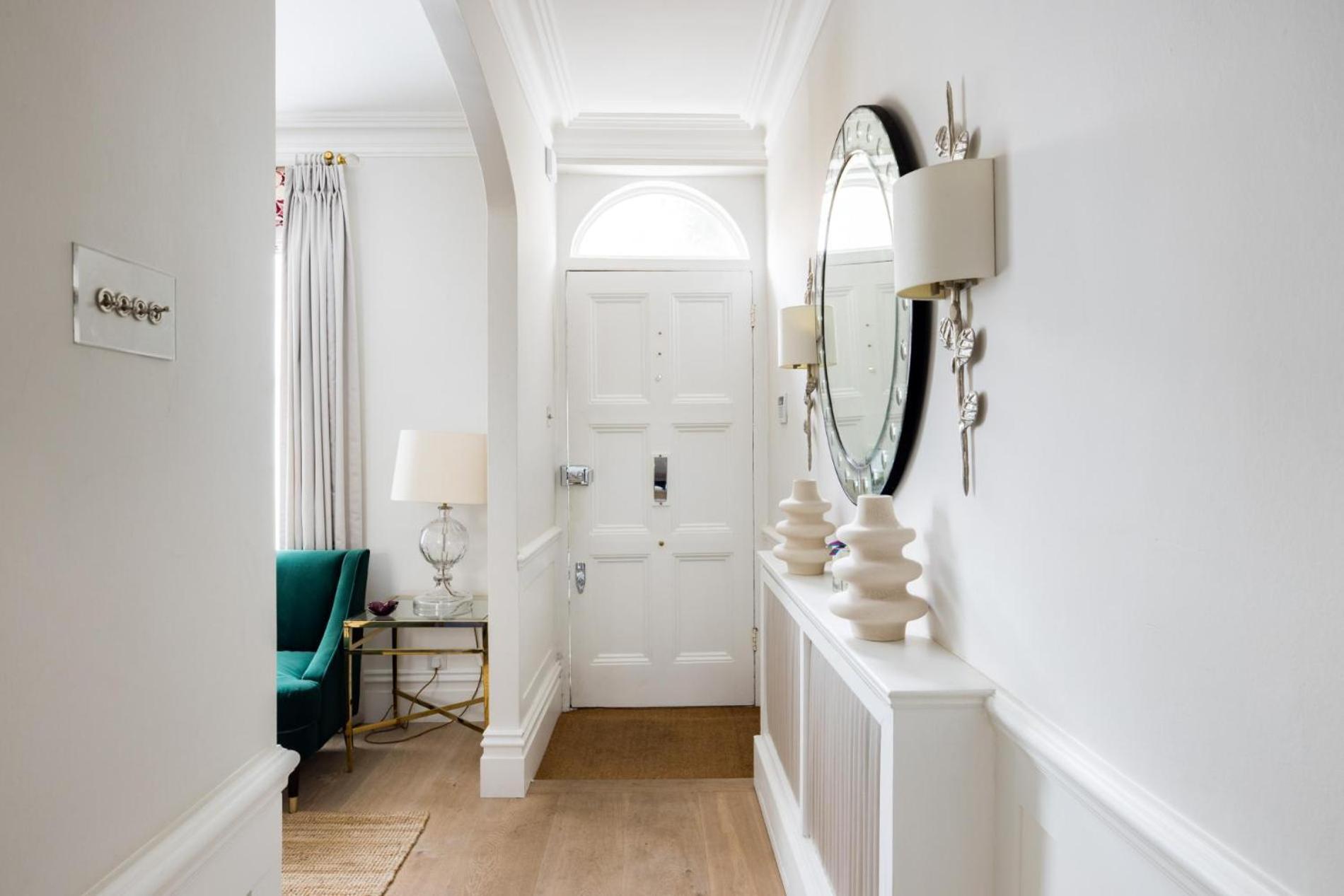 The Impressionists Fireplace - 3 Bedroom In Chelsea London
