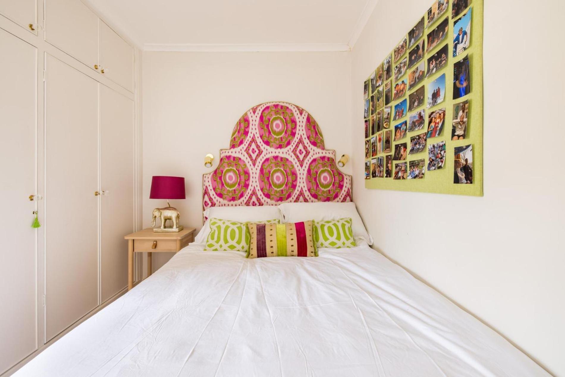 The Impressionists Fireplace - 3 Bedroom In Chelsea London