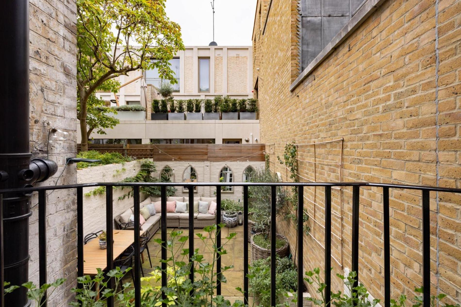 The Impressionists Fireplace - 3 Bedroom In Chelsea