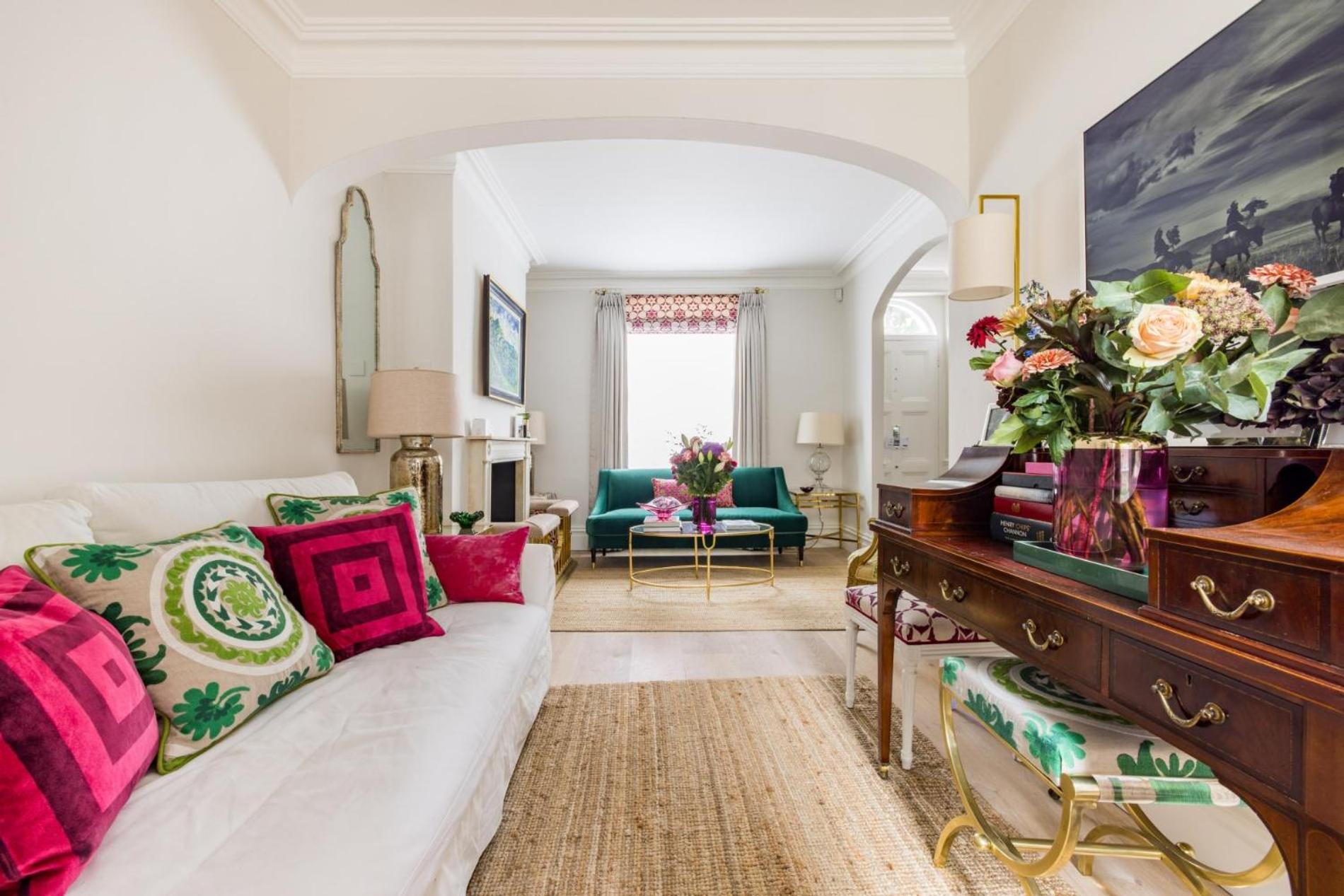 The Impressionists Fireplace - 3 Bedroom In Chelsea Apartment