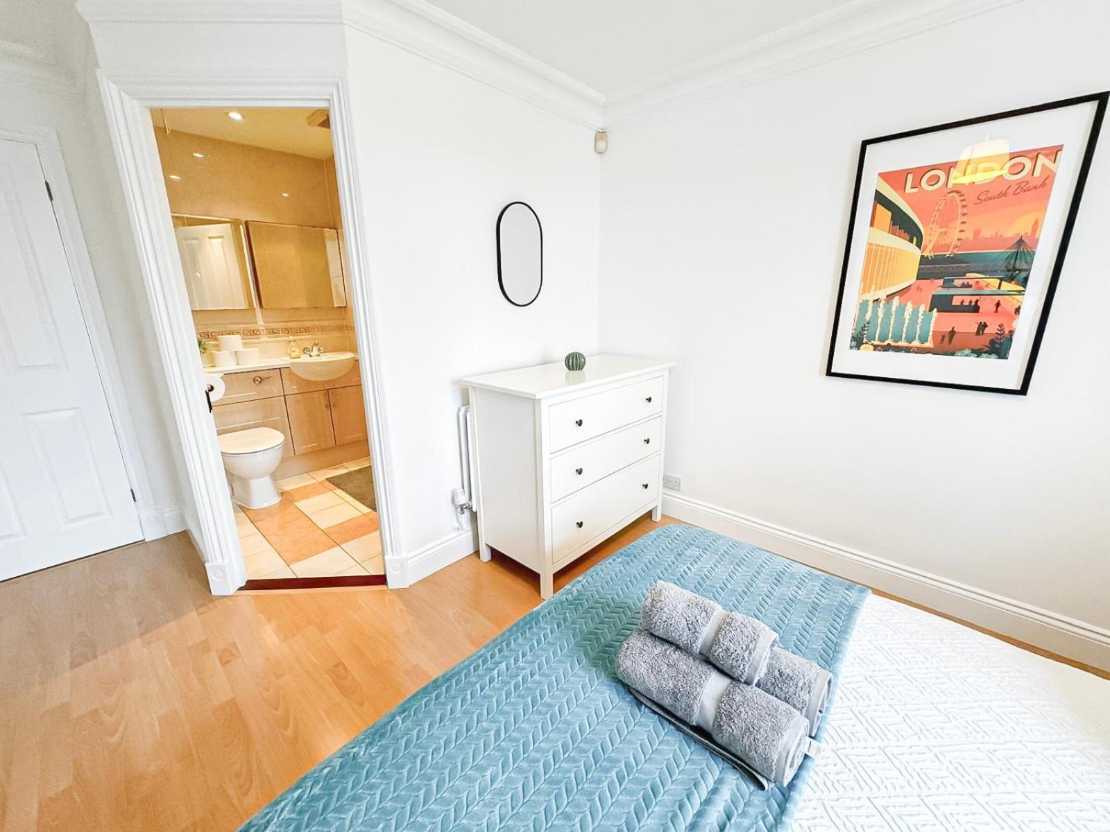 Lux 3 Bedroom Penthouse In Borough Near The Shard, Bermondsey * Londen