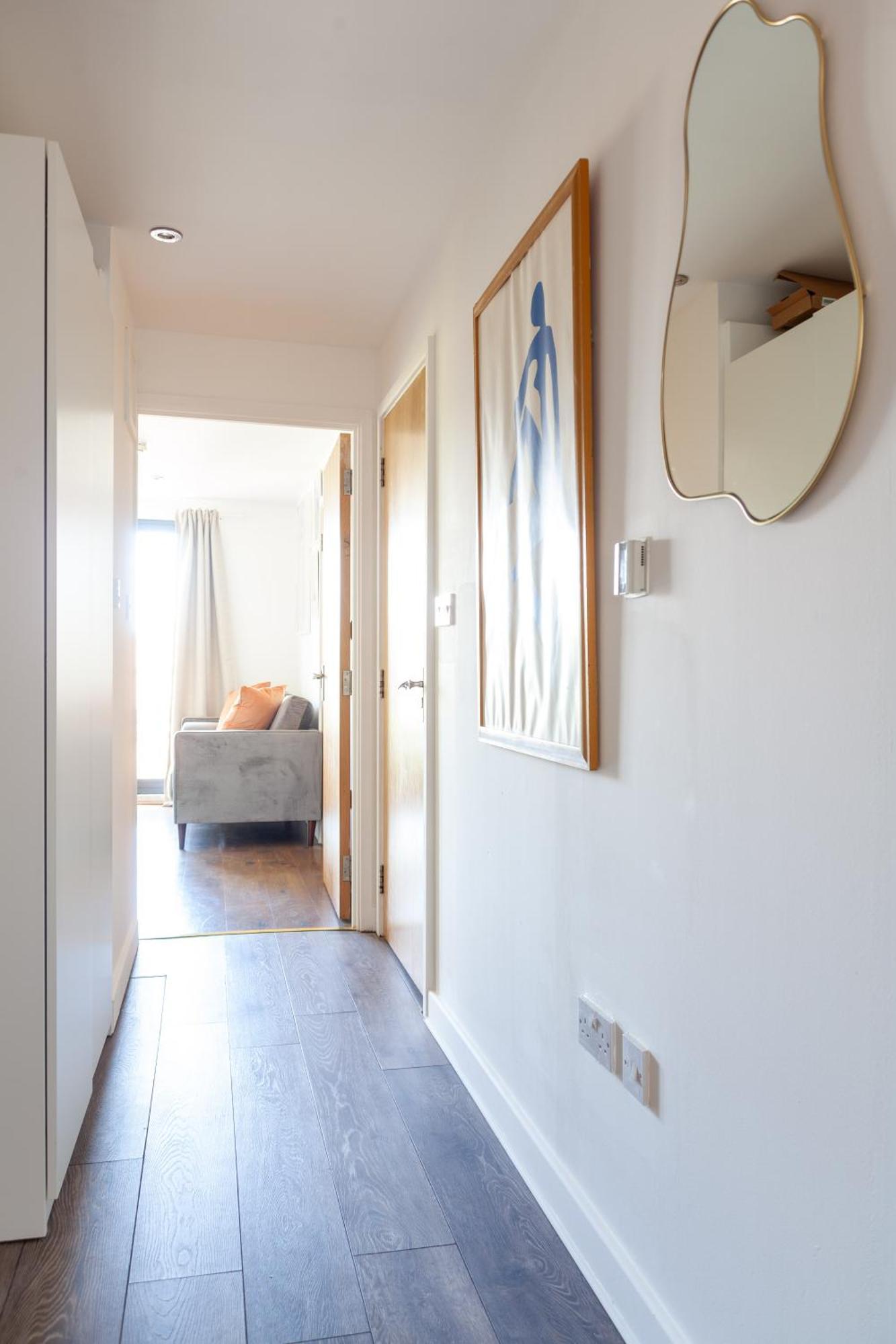 Modern 3 Bed & 3 Bathrooms Flat, Hackney Downs Apartment