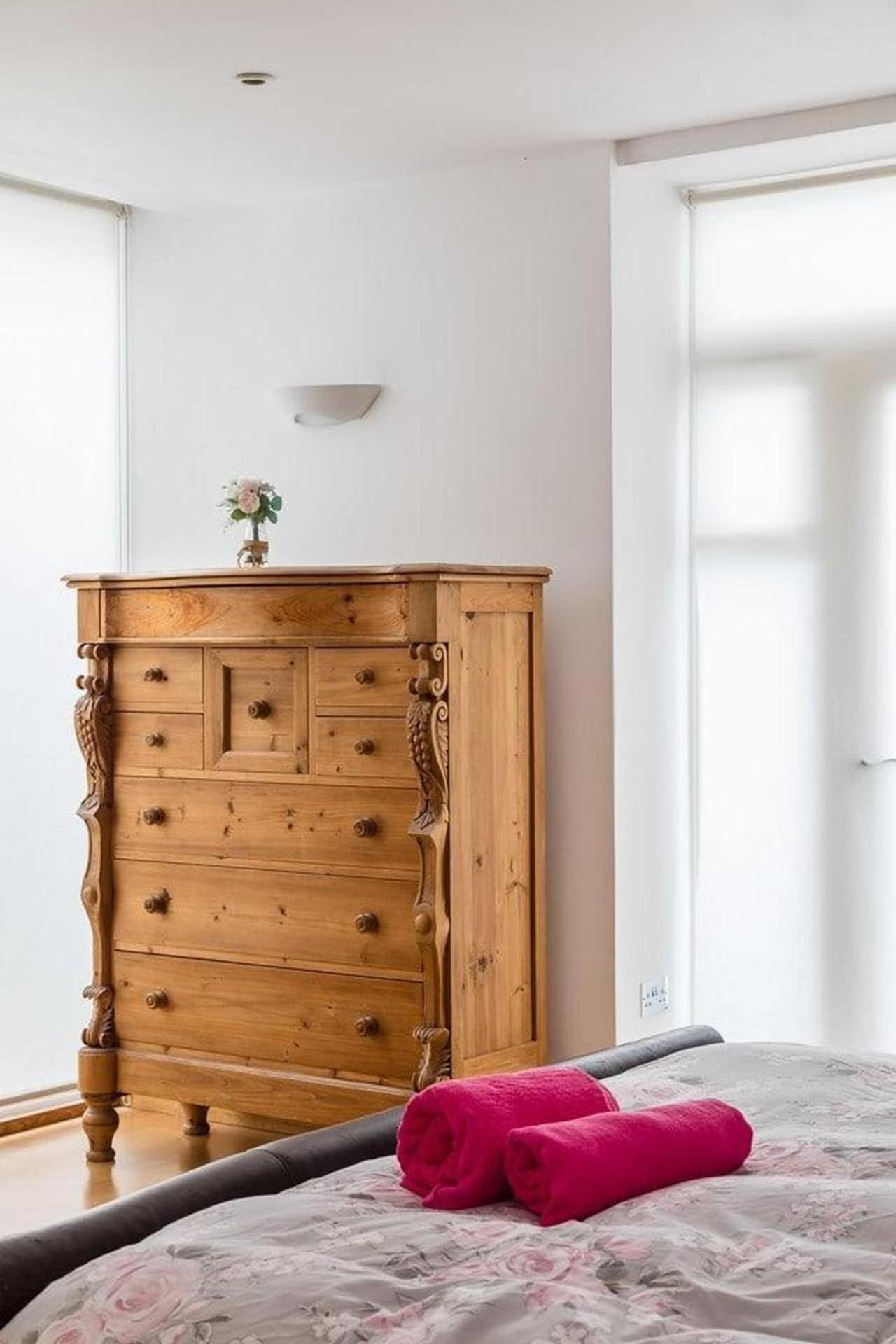 Specious Family Kensington House - 5 Bedrooms