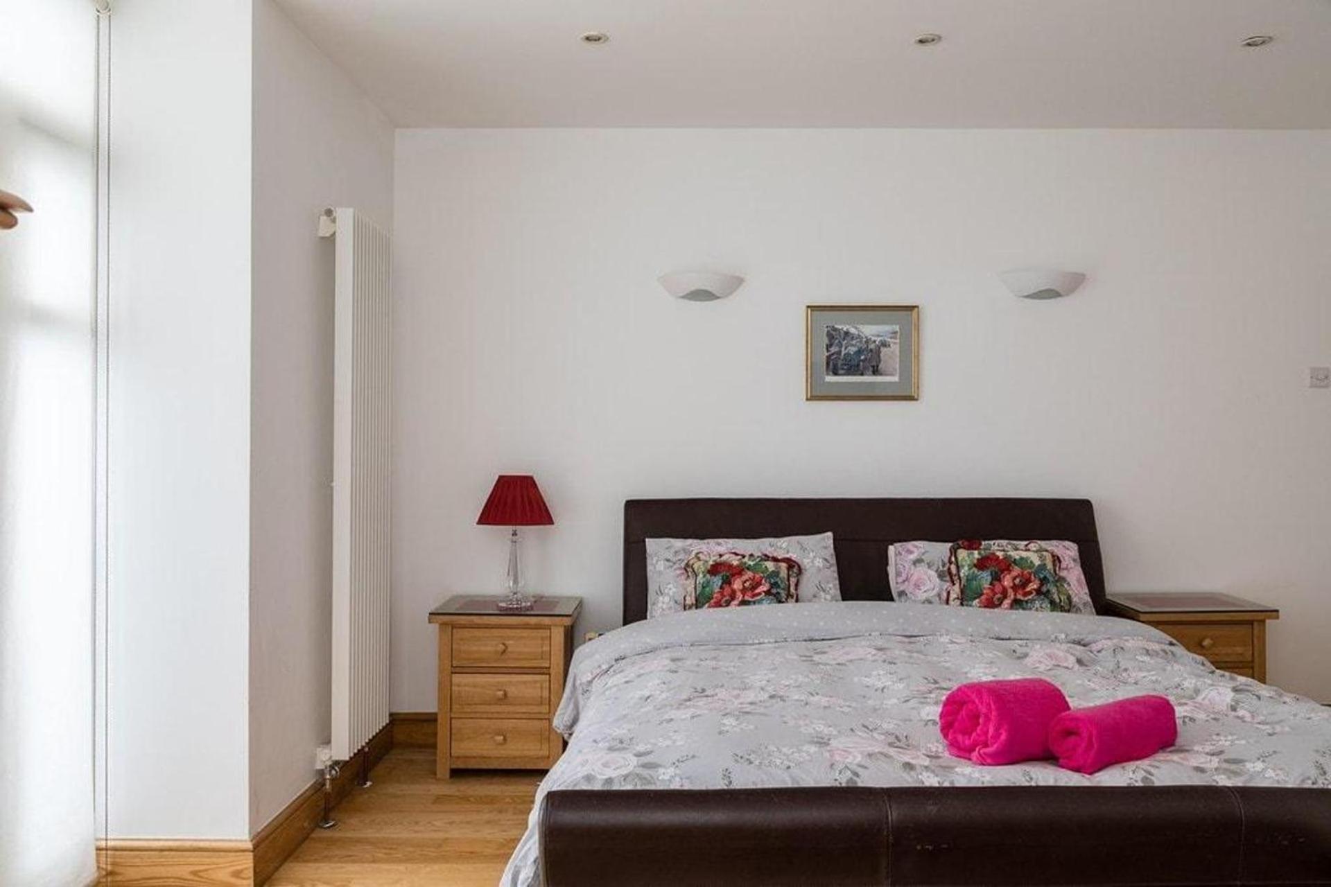 Specious Family Kensington House - 5 Bedrooms