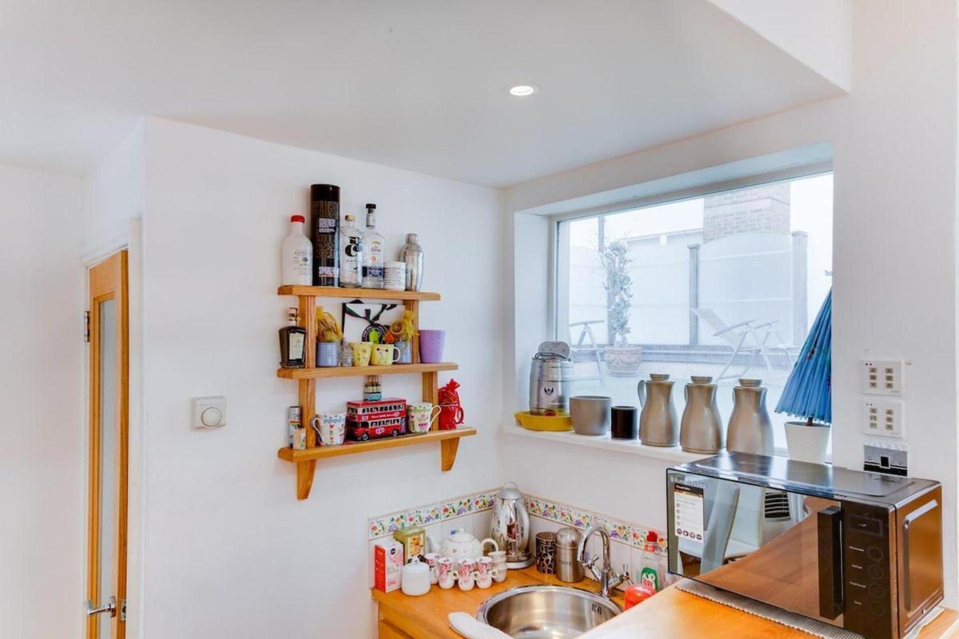 Specious Family Kensington House - 5 Bedrooms Holiday home *