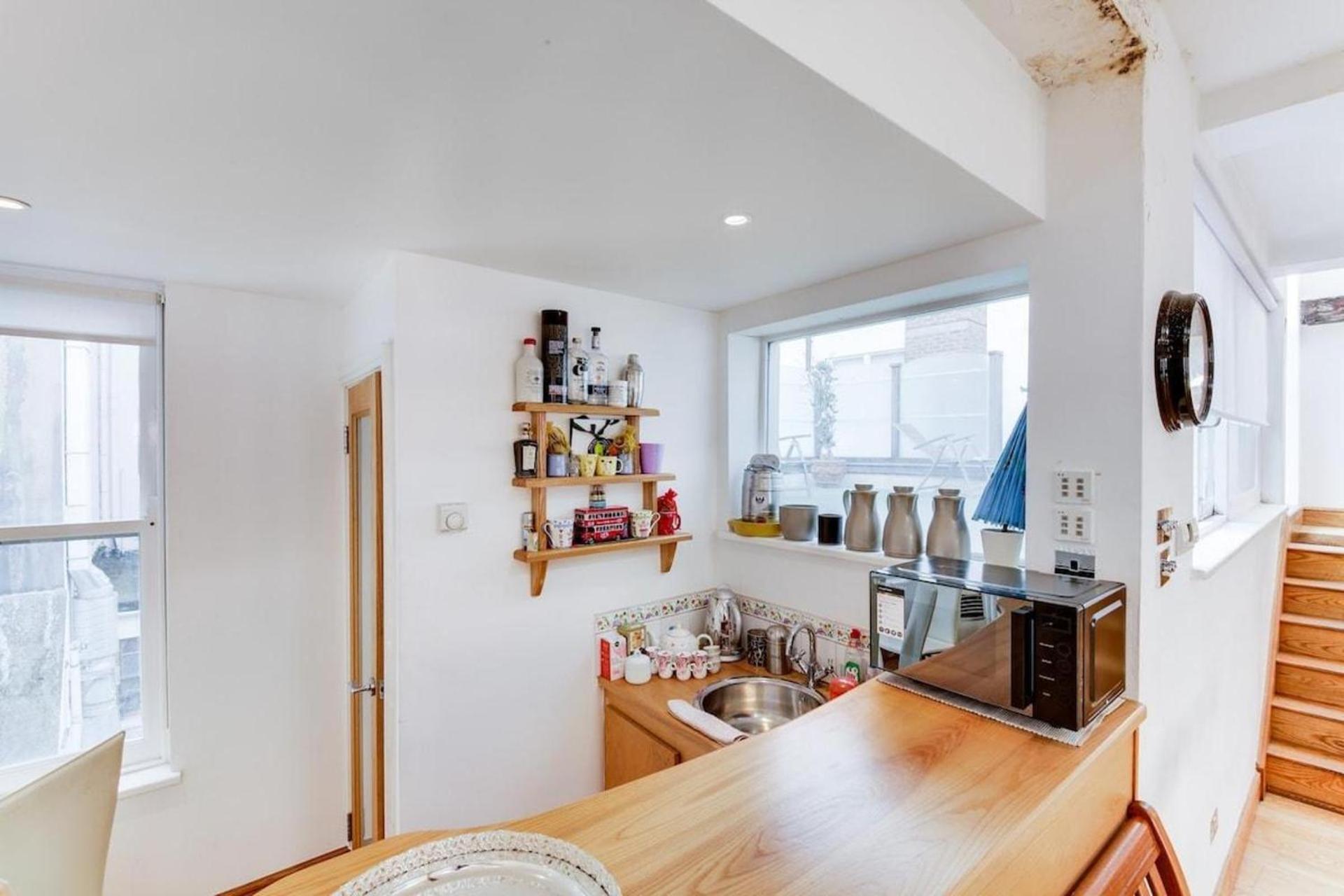 Specious Family Kensington House - 5 Bedrooms Holiday home London