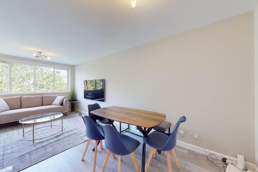 Canal View 2bd Flat - Regents Park! Apartment *