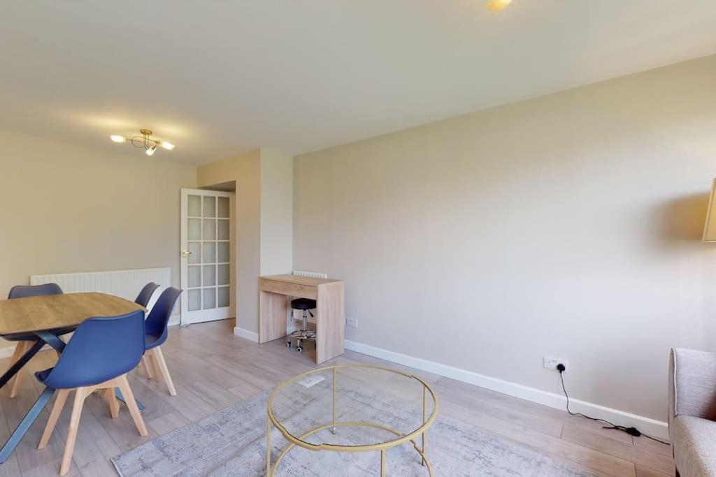 Canal View 2bd Flat - Regents Park! * London