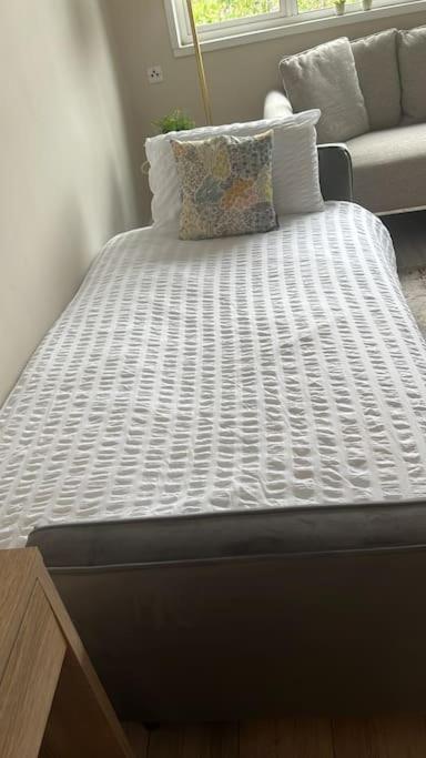 Canal View 2bd Flat - Regents Park! * London