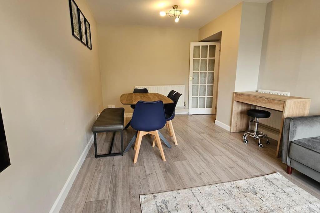Canal View 2bd Flat - Regents Park! * London