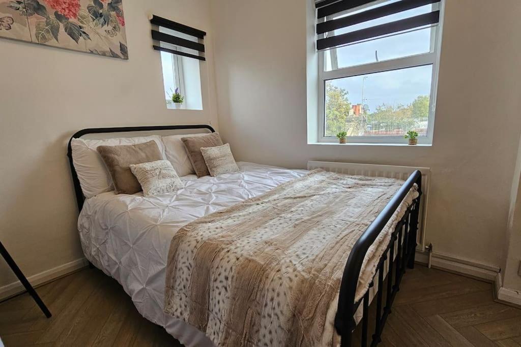 Newly Renovated & Ensuite Rooms! - Camberwell
