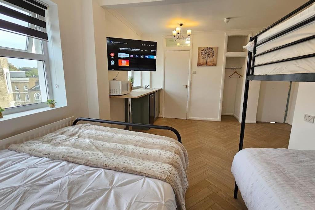 Newly Renovated & Ensuite Rooms! - Camberwell London