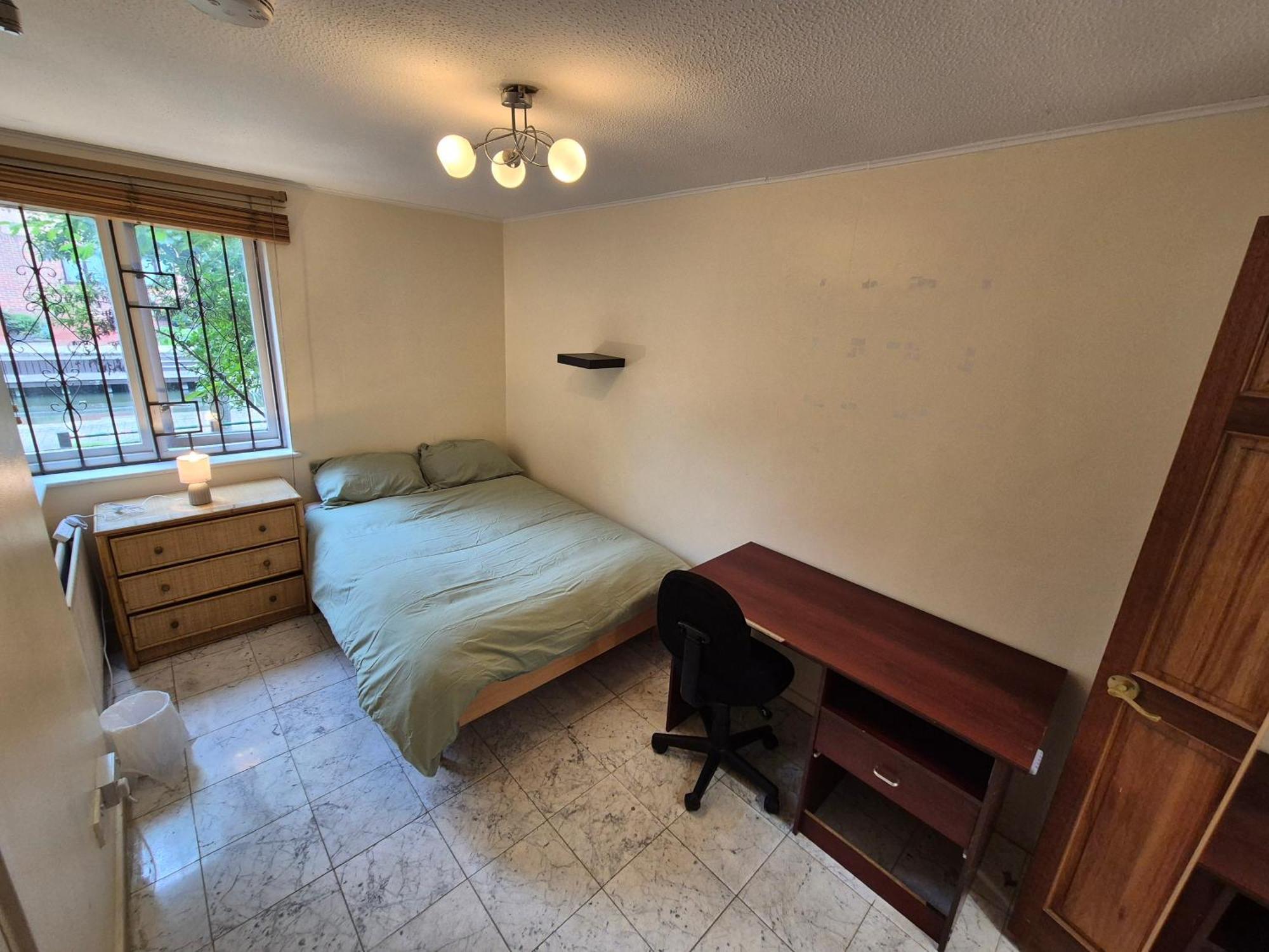 Spacious And Elegant With En-suites Available In Canary Wharf * London