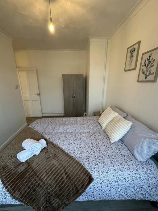 Chic 3 Bedroom Flat Ontower Bridge Leilighet