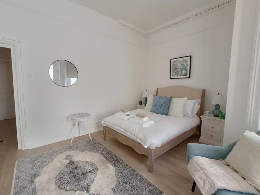 Apartment Charming And Cosy 1 Bed With Terrace In Prime South Kensington Location