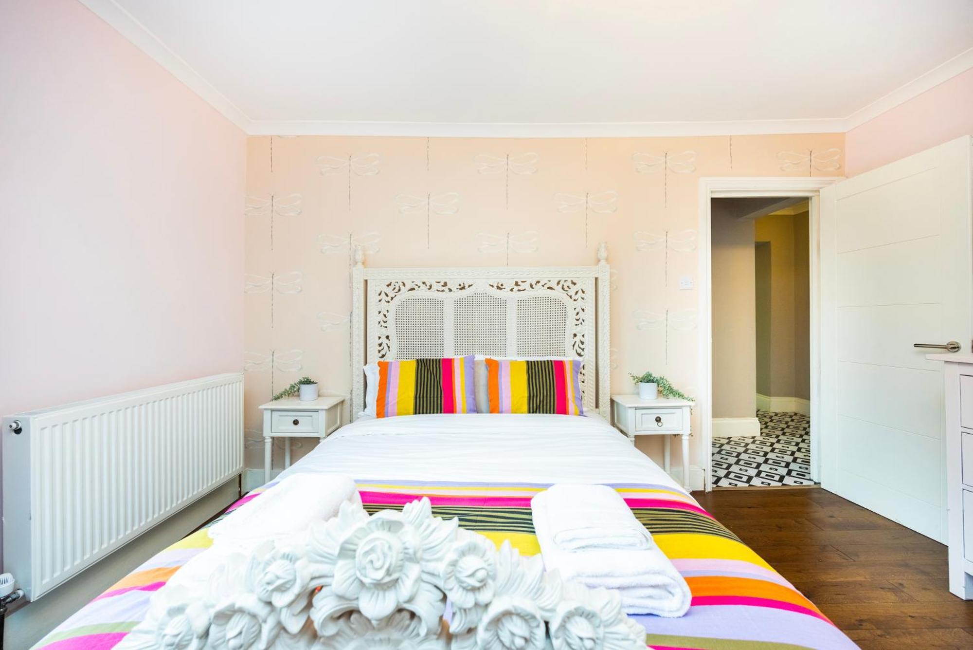 Spacious 2-bedroom In Balham Leilighet *
