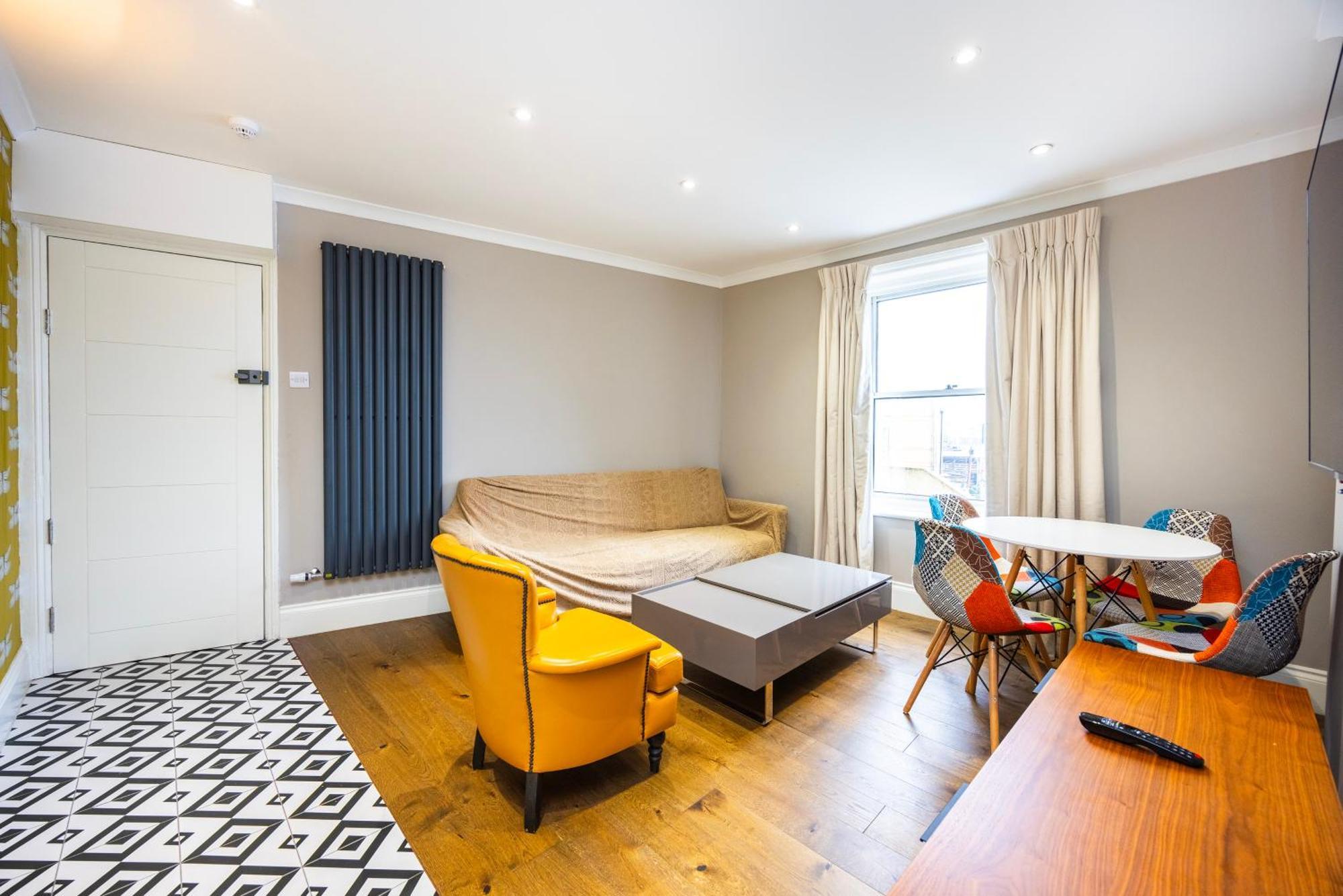Spacious 2-bedroom In Balham Leilighet London
