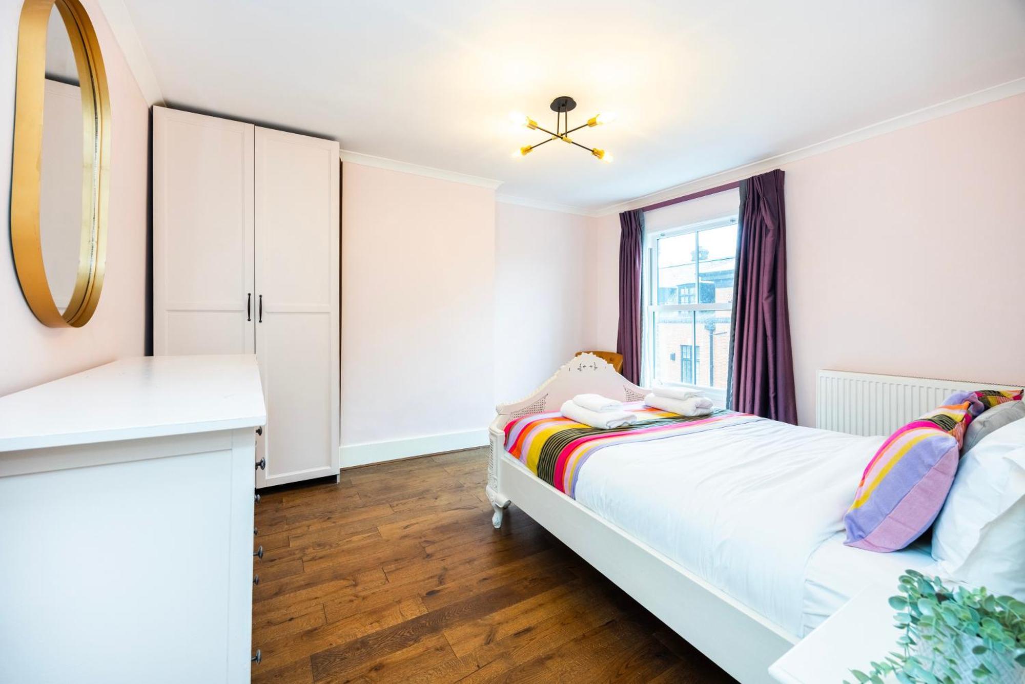 Spacious 2-bedroom In Balham Leilighet