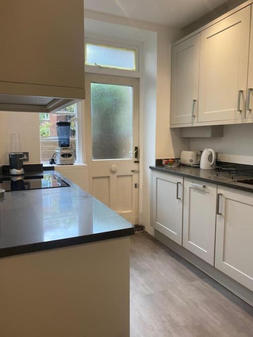 Appartement 2-bedroom Flat With Garden Near Regent's Park Londen