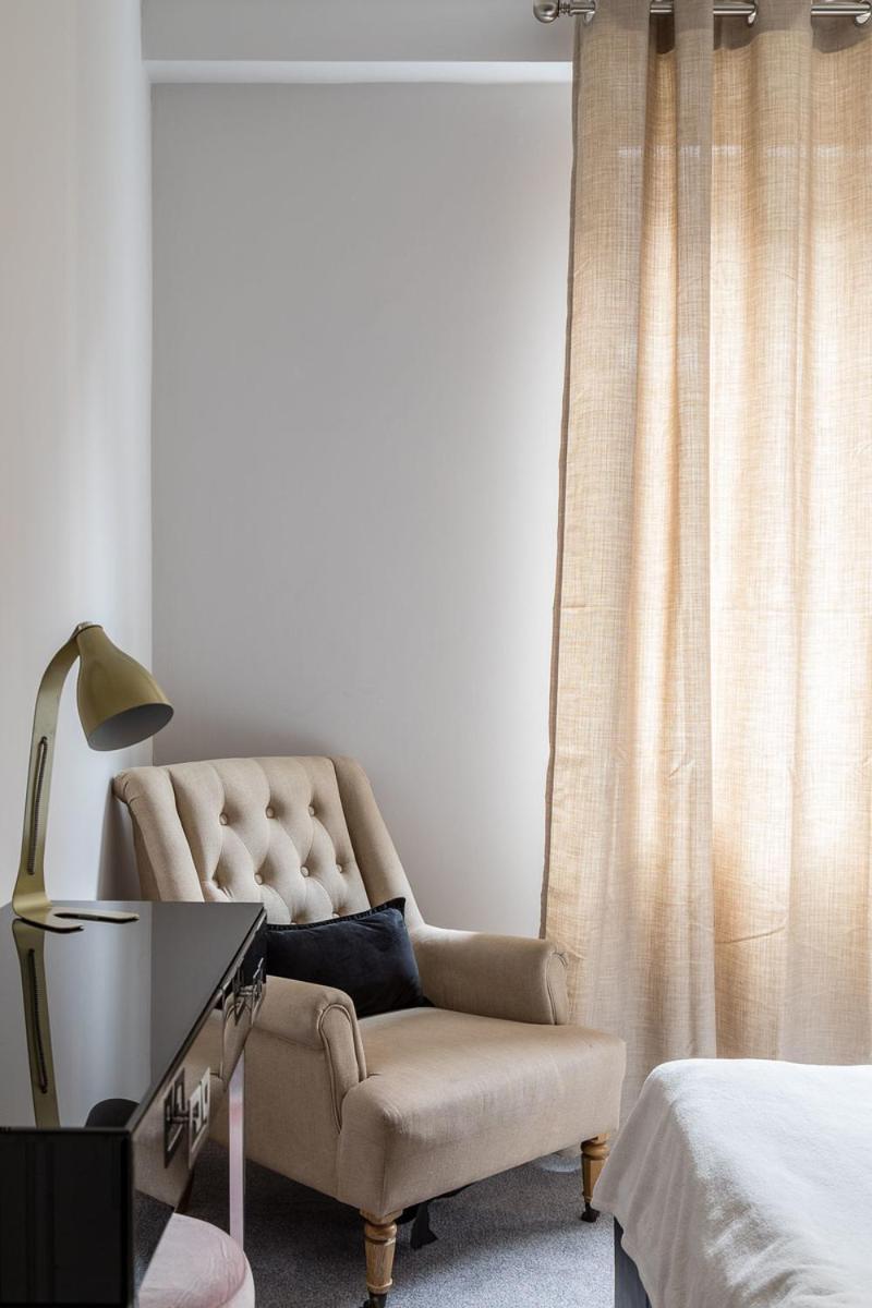 Picktheplace 3-bedroom Portman Square * Londen