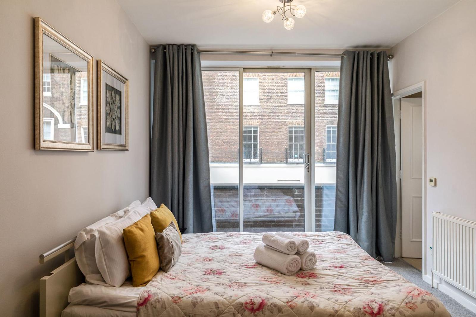 Picktheplace 3-bedroom Portman Square Appartement Londen