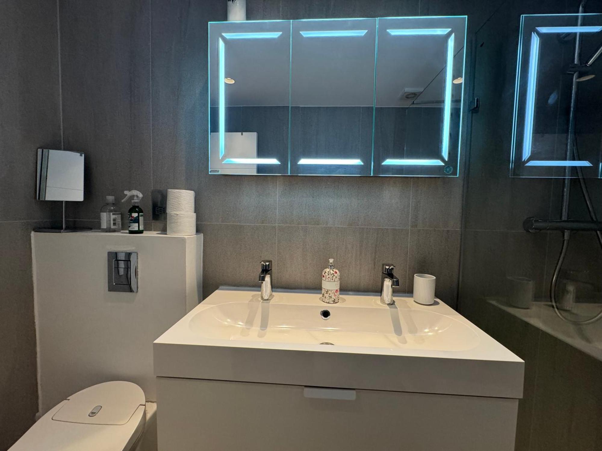 The Gg Luxury - Gledhow Gardens South Kensington By Wild Boutique Luxury Apartment London
