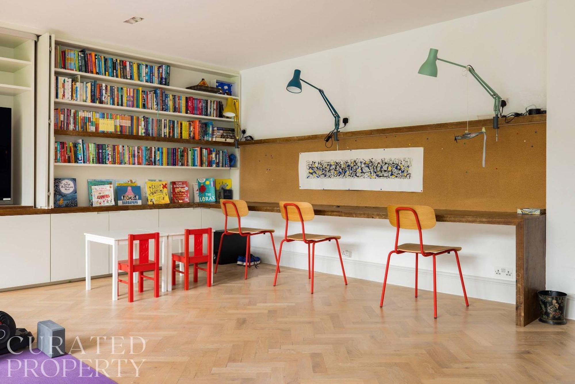 Elegant Primrose Hill Townhouse With Garden Holiday home