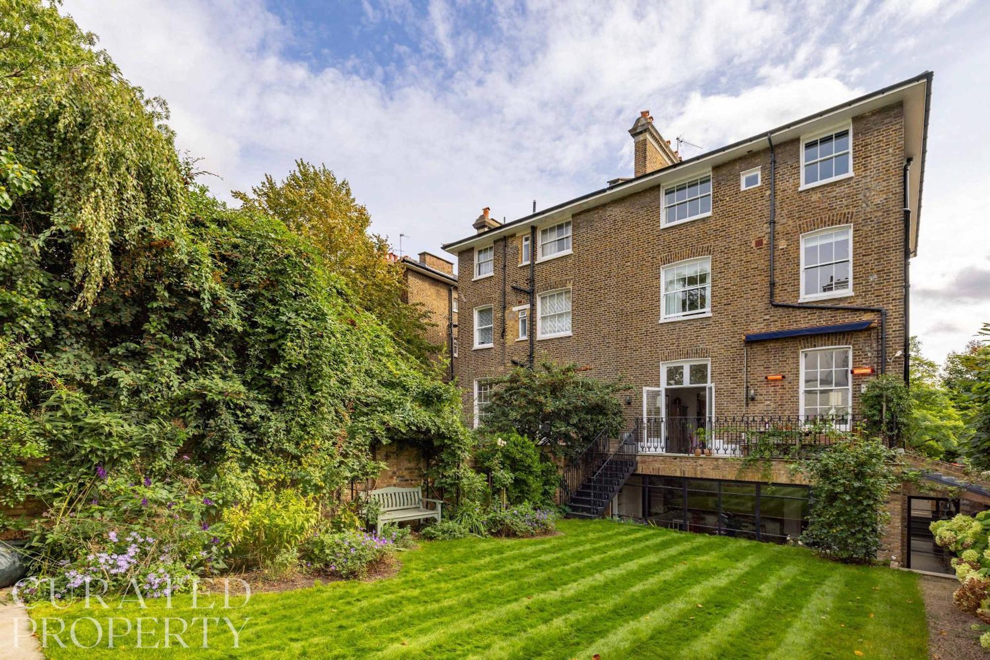Holiday home Elegant Primrose Hill Townhouse With Garden