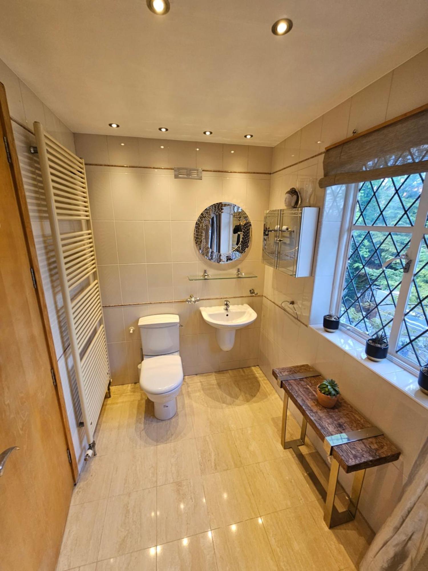 Stunning 5 Bedroom Putney House *