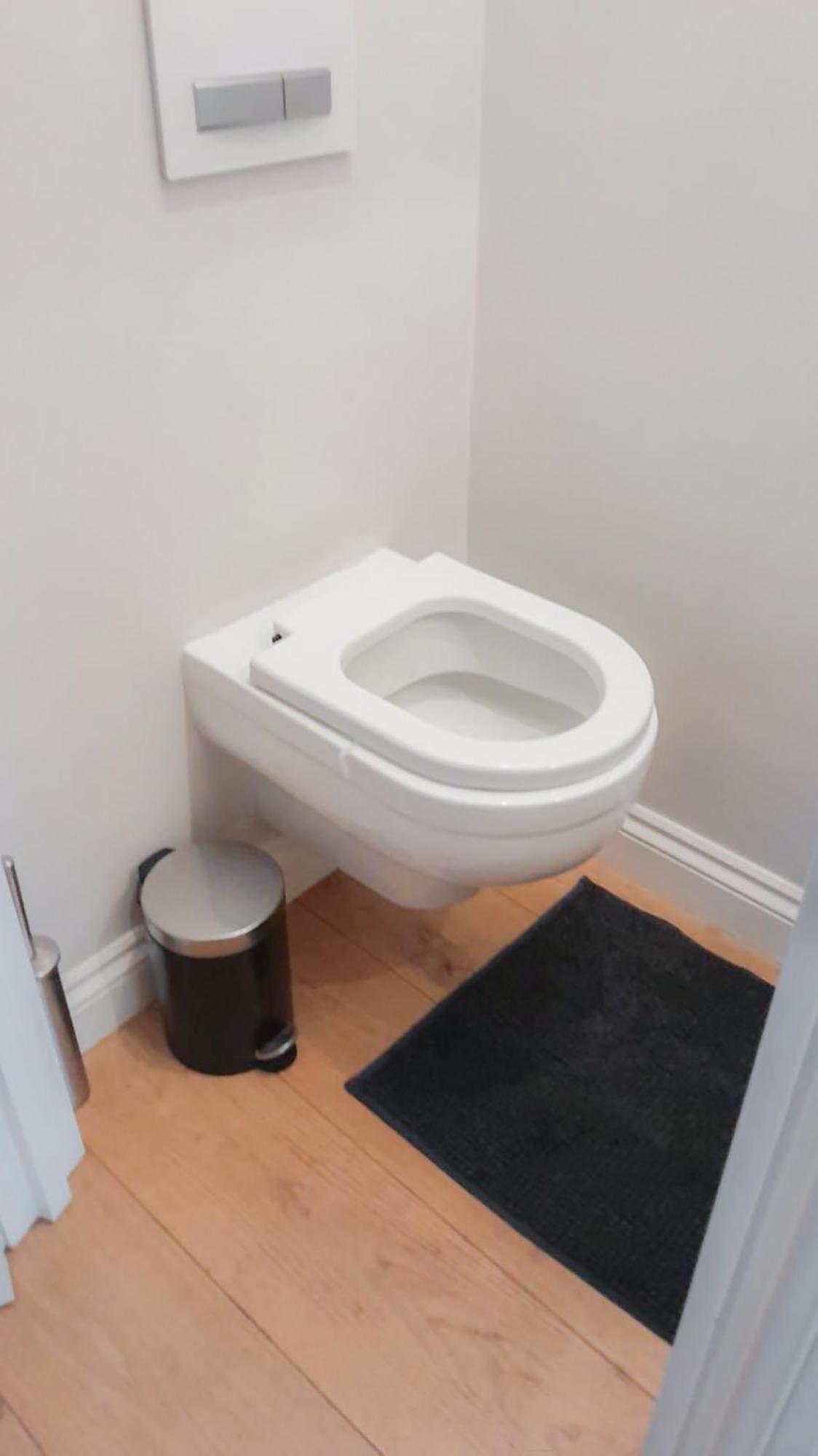 Sleek 2 Bedroom Flat With Private Patio & Firepit In Shepherds Bush, Near Hammersmith * London
