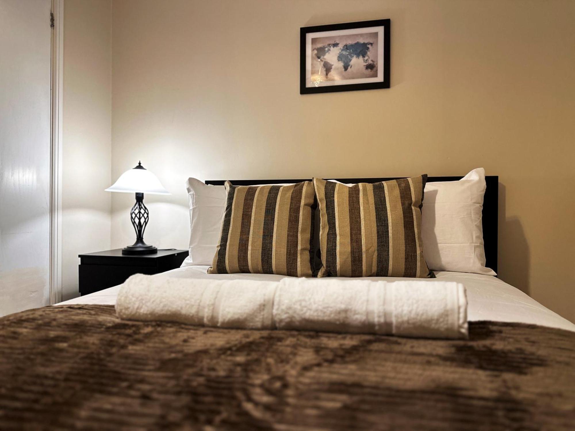 Betty's Place In Tower Hill - 2 Double Beds, Max 4 People, Great Location In Appartement Londen
