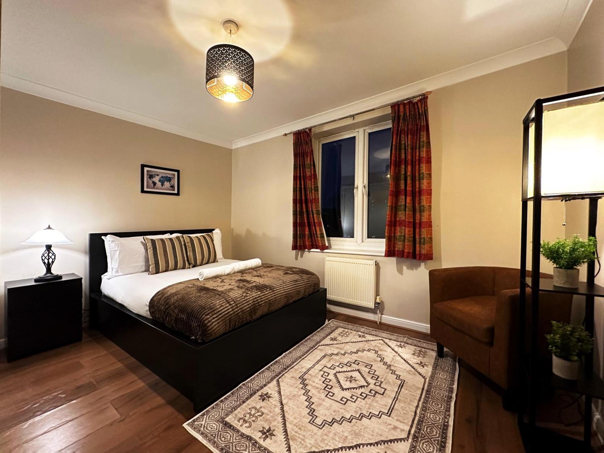Appartement Betty's Place In Tower Hill - 2 Double Beds, Max 4 People, Great Location In Londen