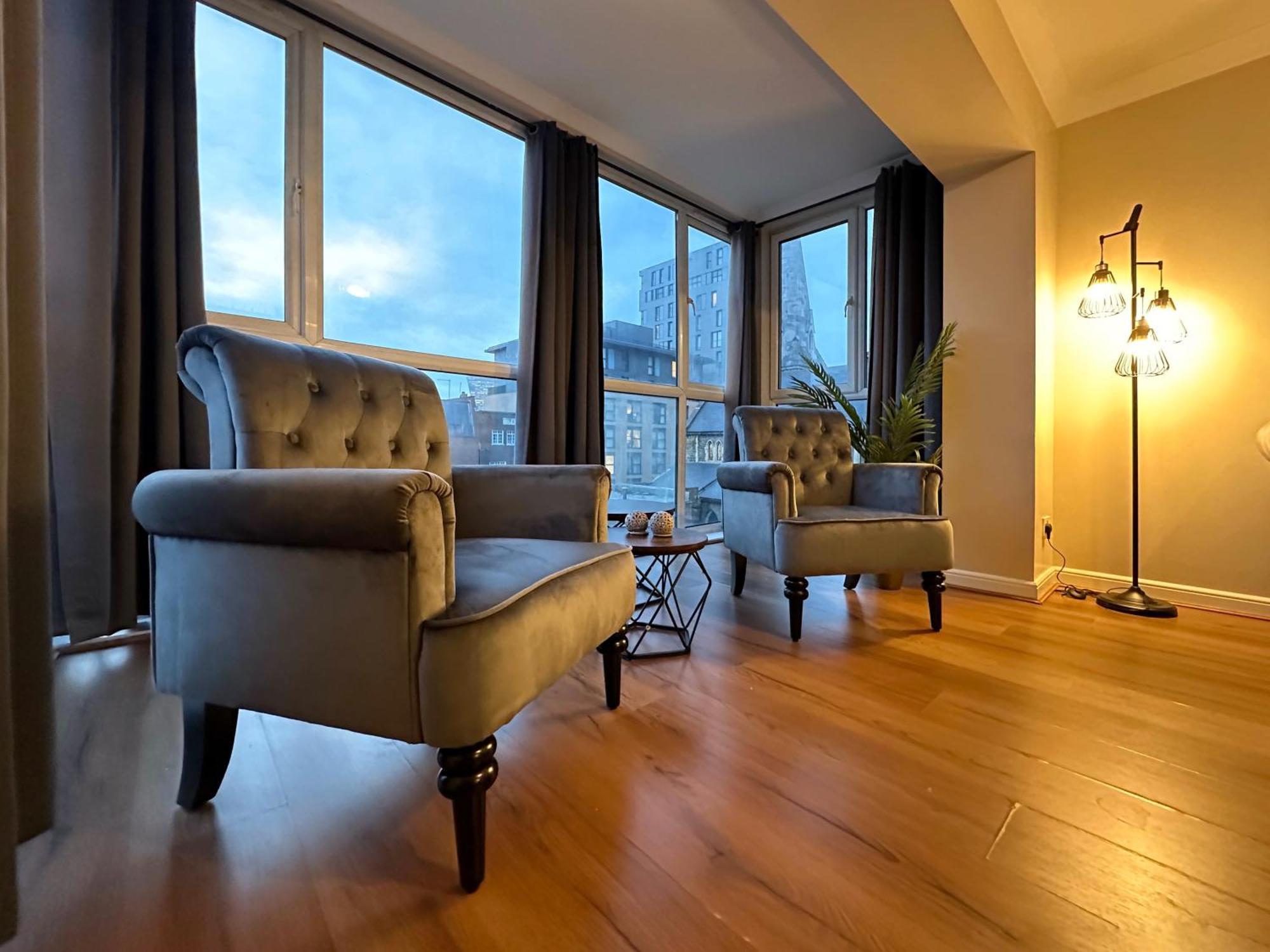 Betty's Place In Tower Hill - 2 Double Beds, Max 4 People, Great Location In