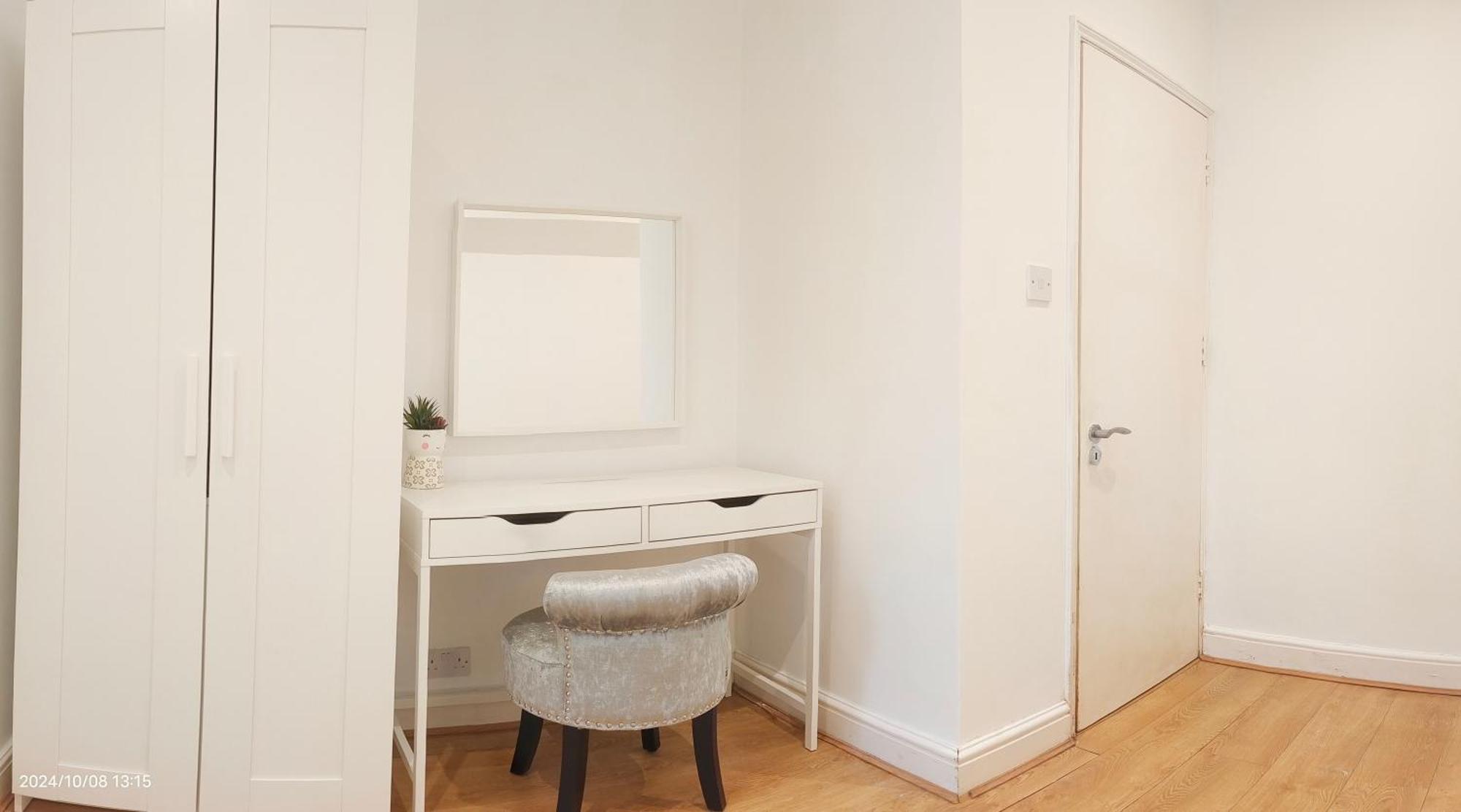 Apartment Blossom With Garden London
