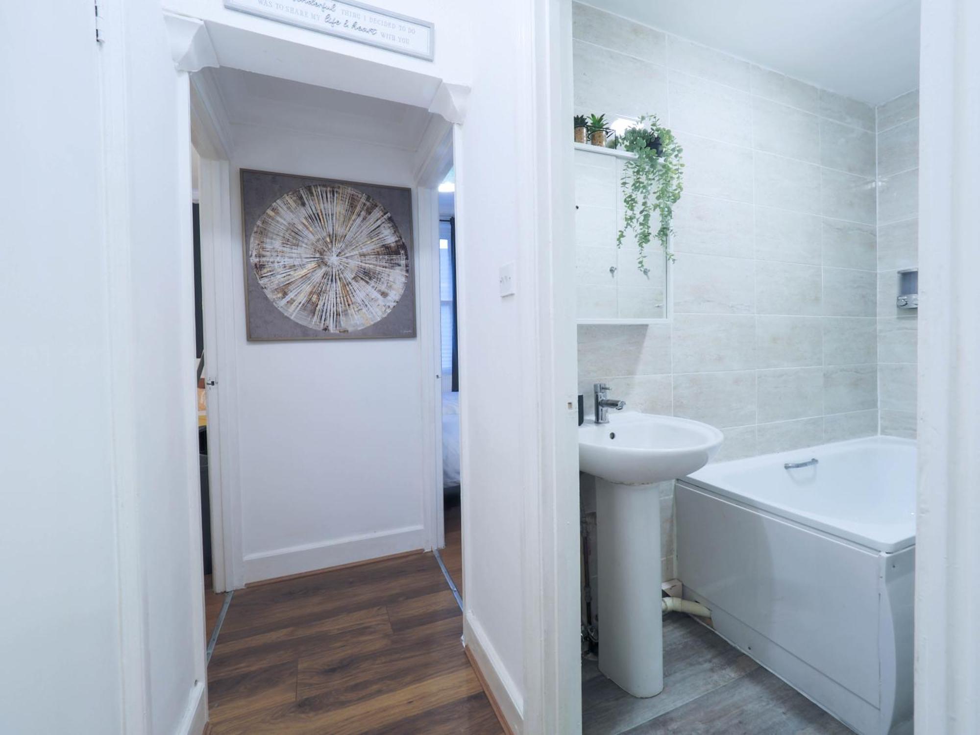 Leilighet F1 Cozy 2 Bed Flat Opposite Olympia Sleeps 5 People *