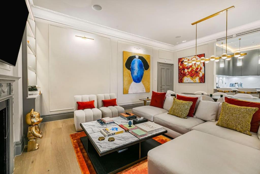 Ultra Luxury Holland Park Apartment