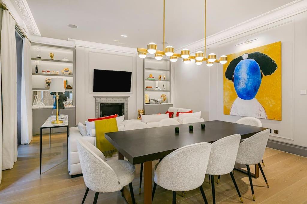 Ultra Luxury Holland Park Apartment London