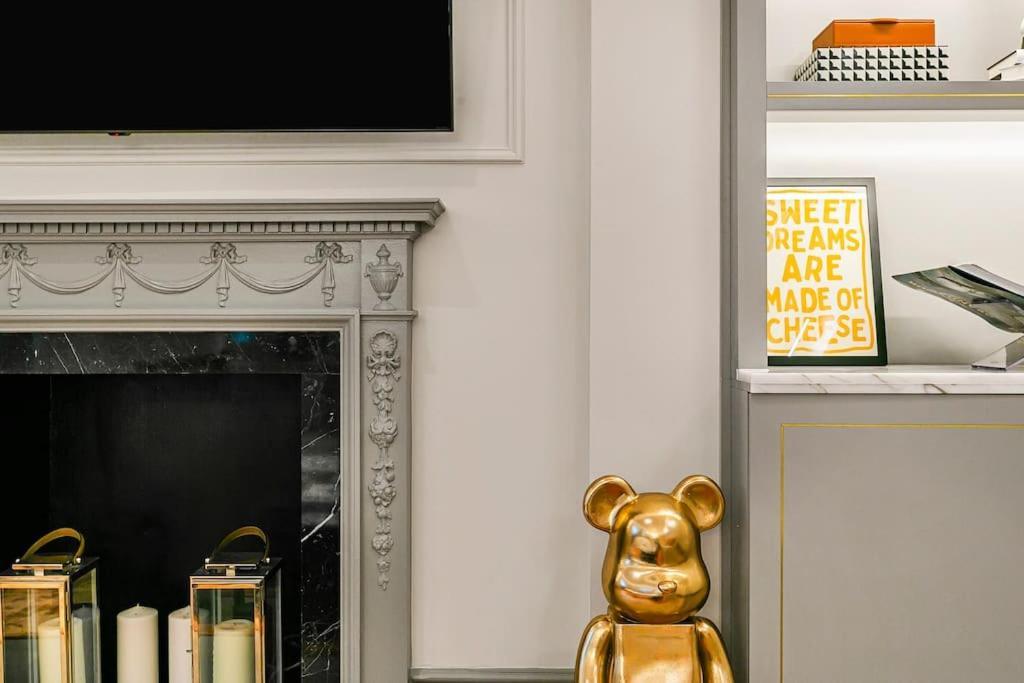 Ultra Luxury Holland Park Apartment London