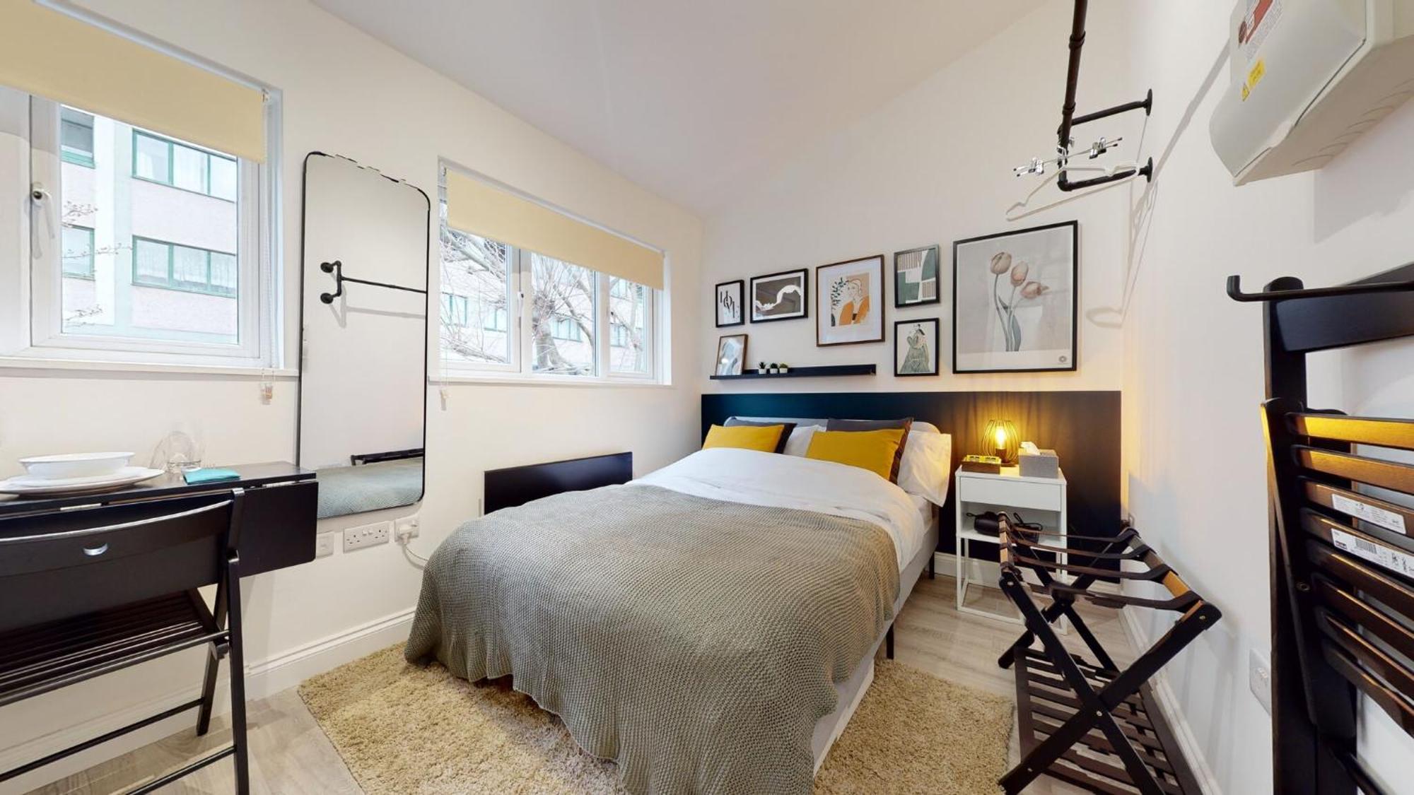 Stylish Near Regents Park! Leilighet London