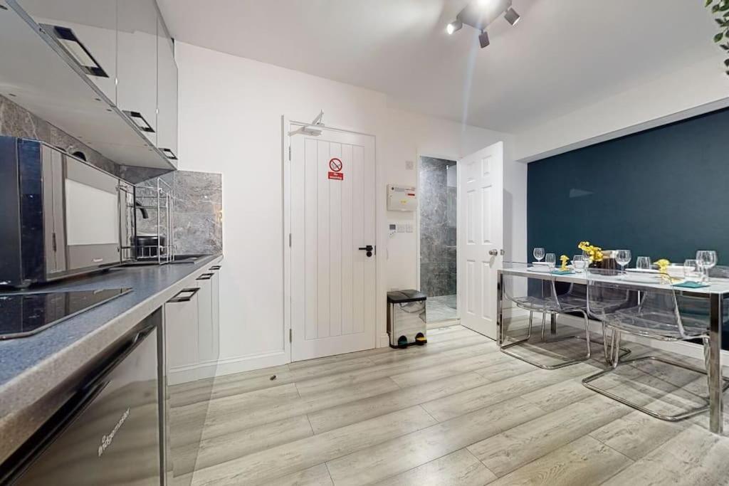 Stylish Near Regents Park! Leilighet *