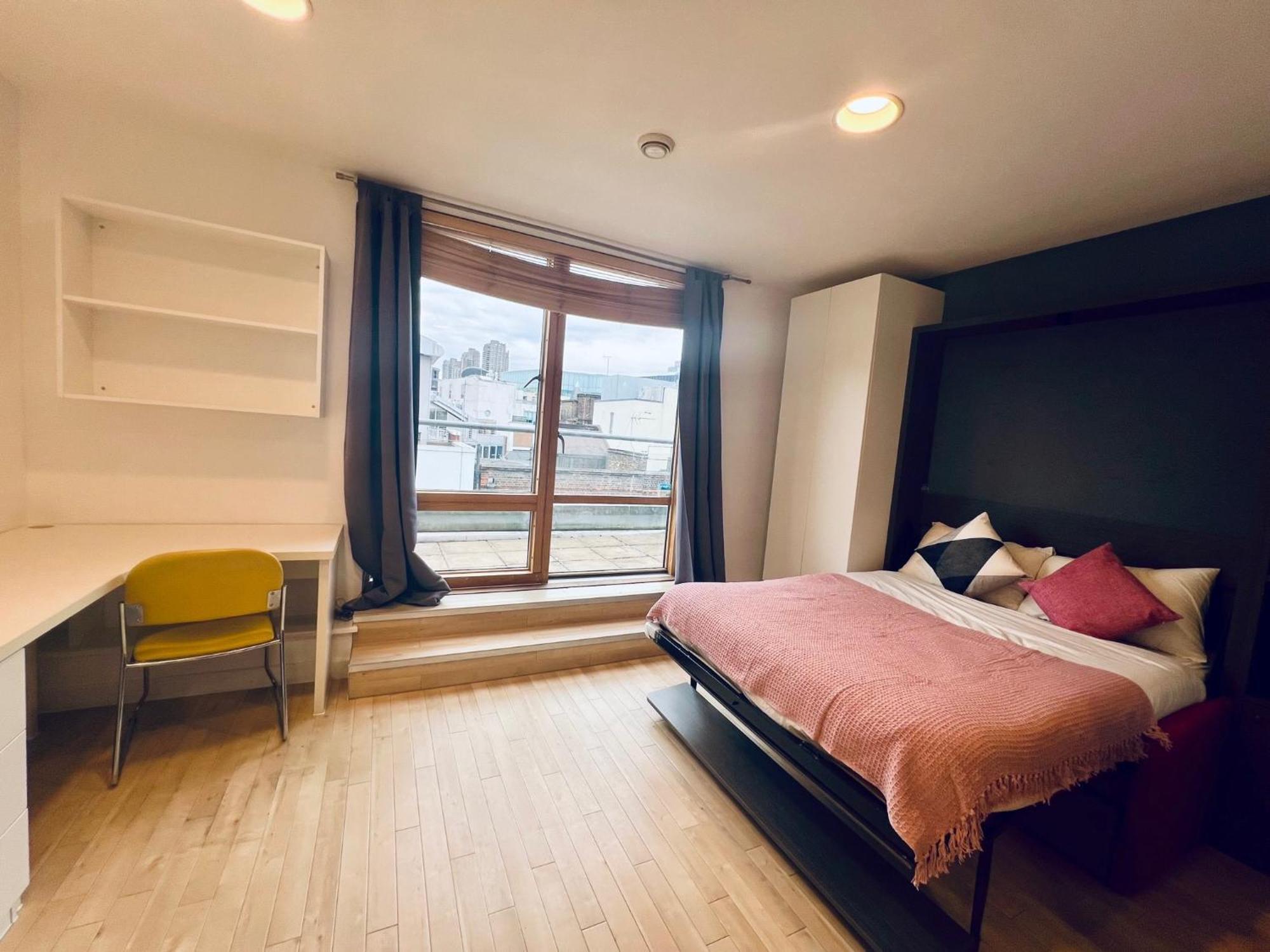 Stuhomes - Arundel House * London