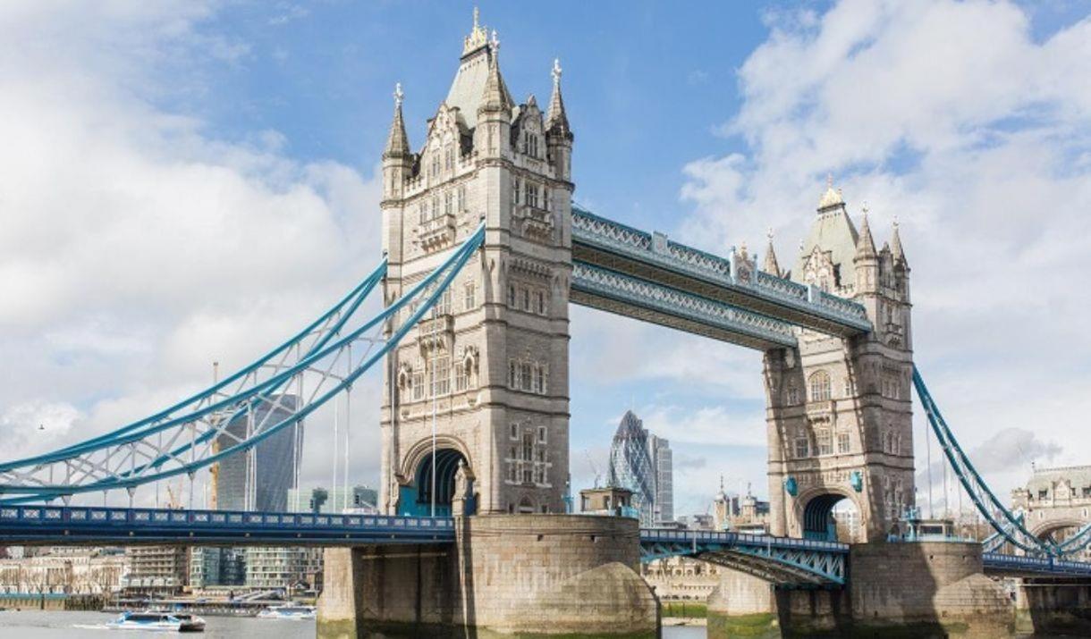 Chic 3 Bedroom Flat Ontower Bridge Apartment
